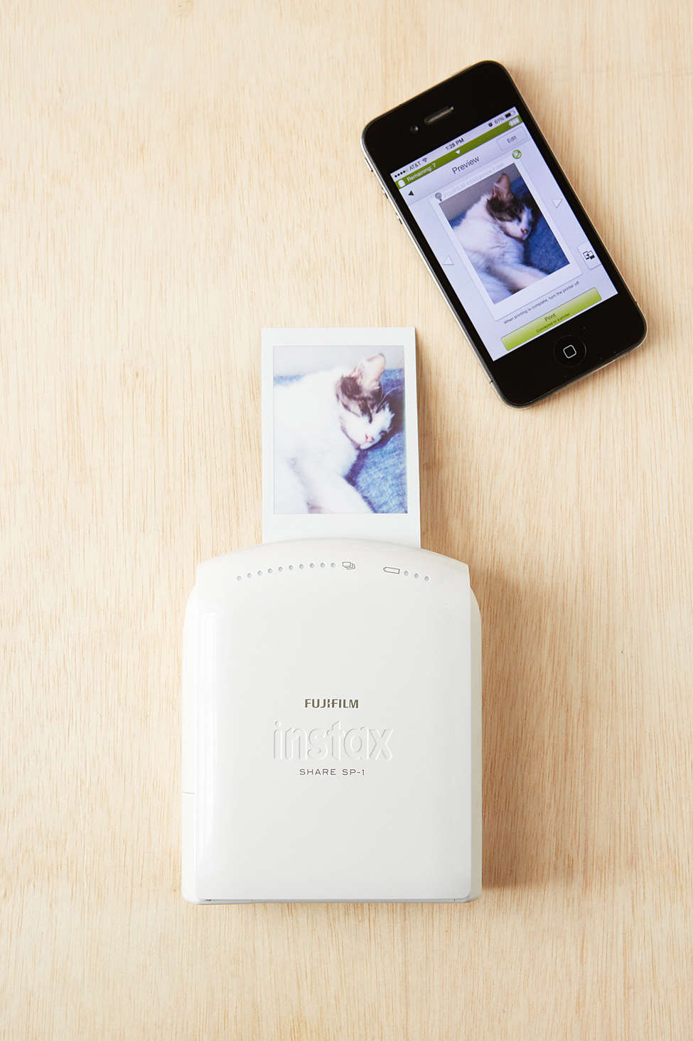 Fujifilm-Instax-Instant-Smartphone-Printer